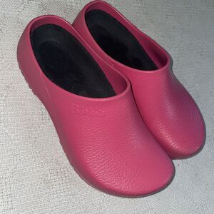 Birkenstock Birkie’s Women’s Outdoor Clogs Size 9 M Pink Beach Cruise Island